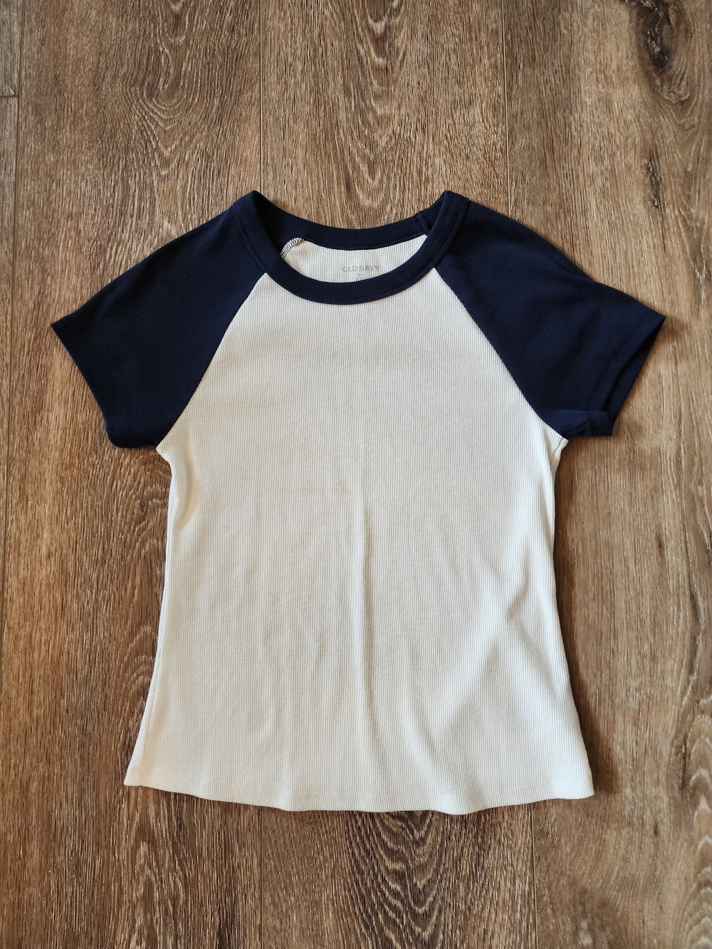 Old Navy Snug Ribbed Cropped Tee Medium